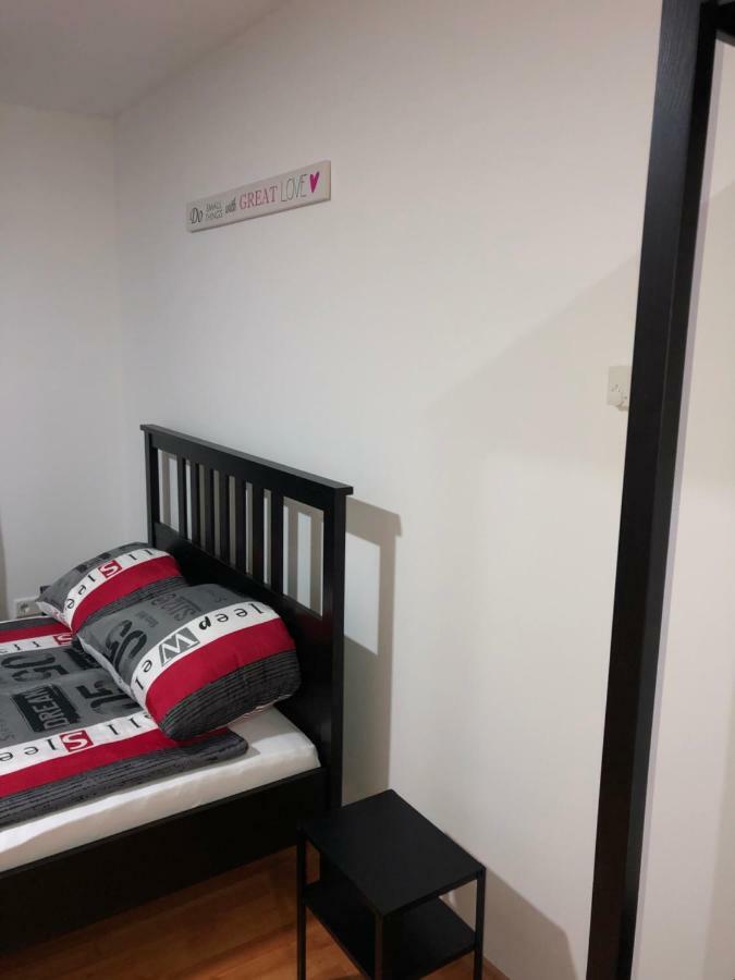 Apartment 4 Rent โบคุห์ม ภายนอก รูปภาพ