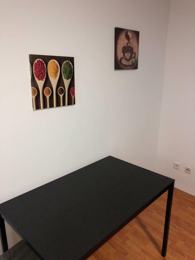 Apartment 4 Rent โบคุห์ม ภายนอก รูปภาพ